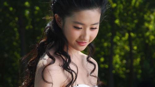 娱乐吃瓜酱刘亦菲,娱乐圈的“吃瓜酱”，揭秘女神背后的故事